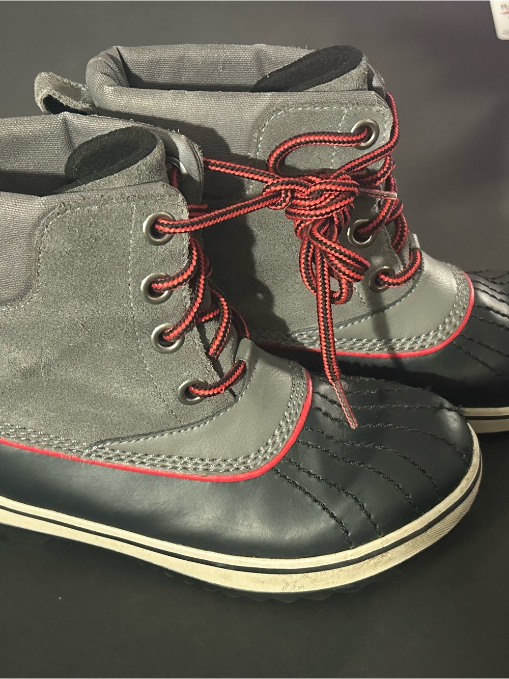 SOREL Winter Slimpack Lace Snow Boots Black Gray Red Kids Size 3